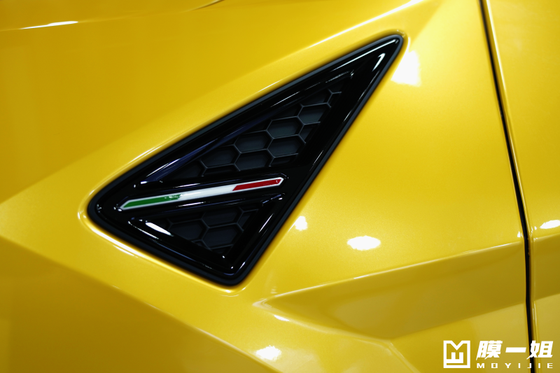 兰博基尼改色超亮金属黄