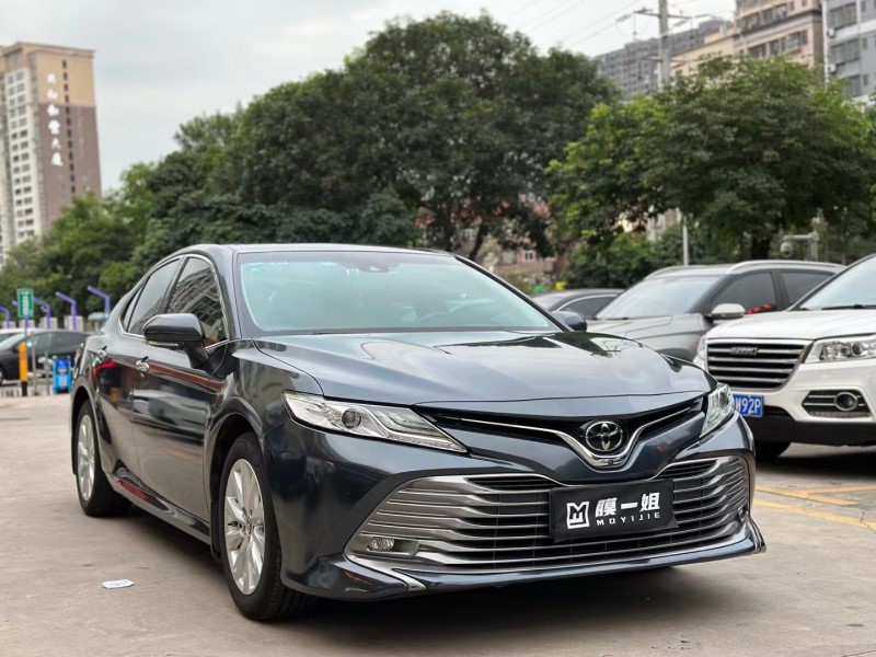 丰田凯美瑞改色珠光黑