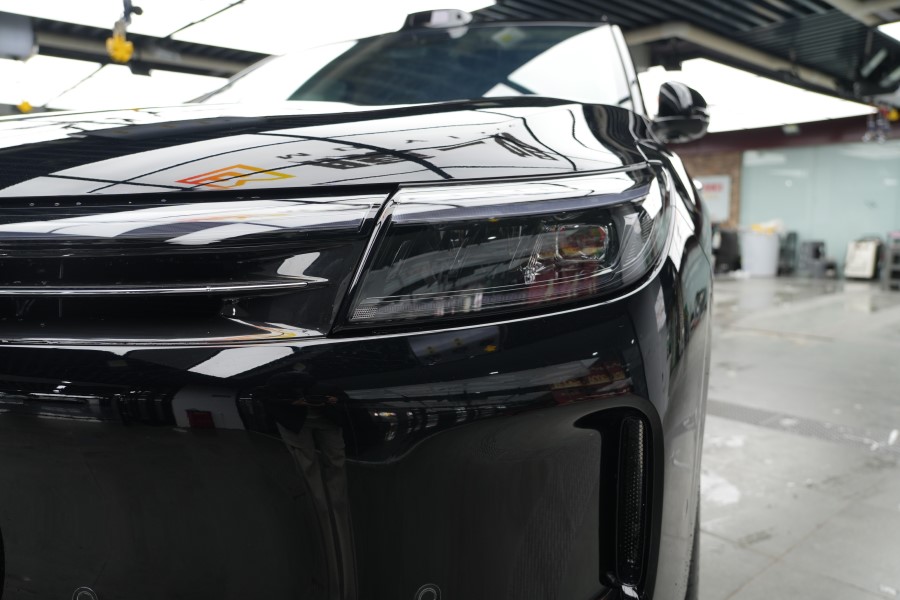 问界M7装贴TPU隐形车衣