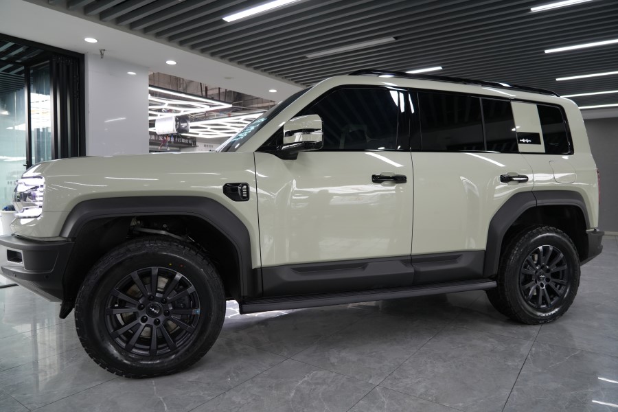 方程豹装贴TPU隐形车衣