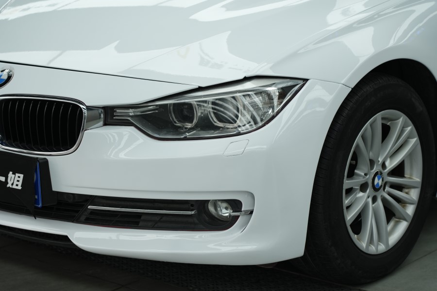 宝马改色珠光白