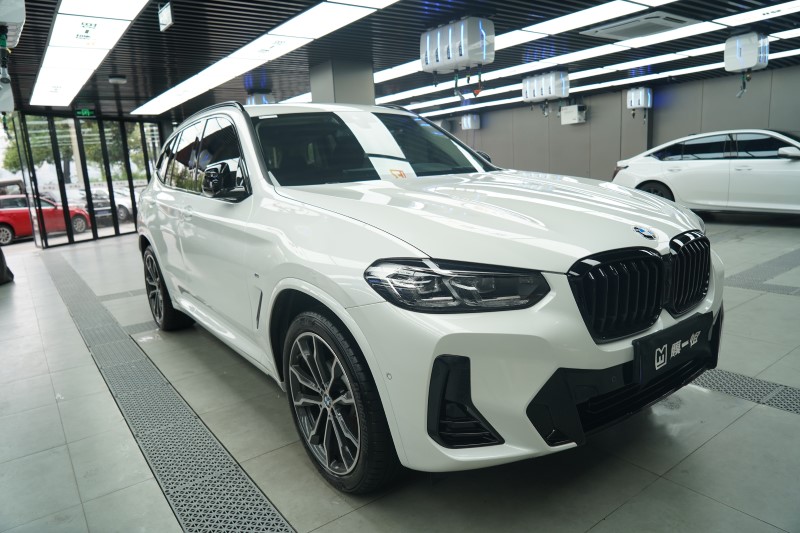 宝马X3装贴隐形车衣