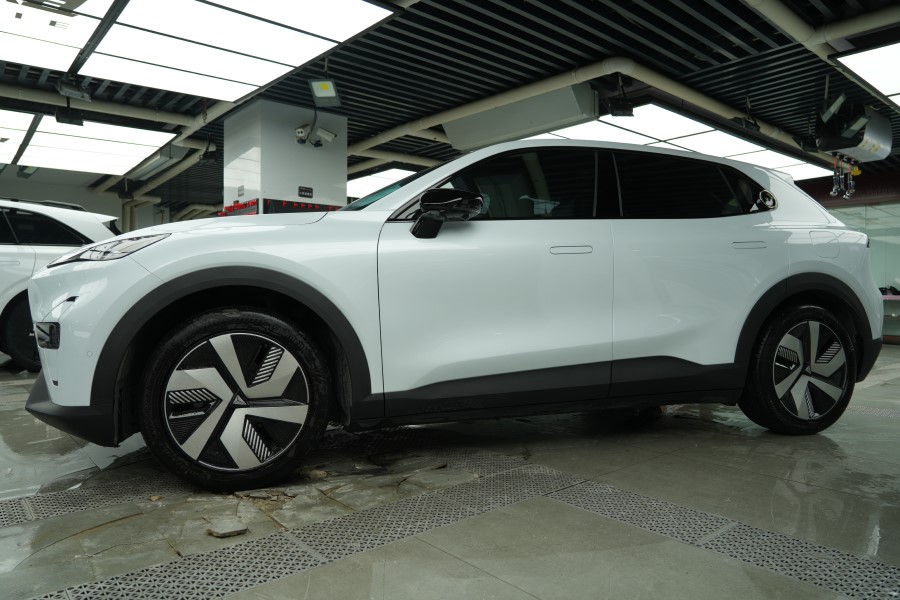 深蓝S05装贴隐形车衣