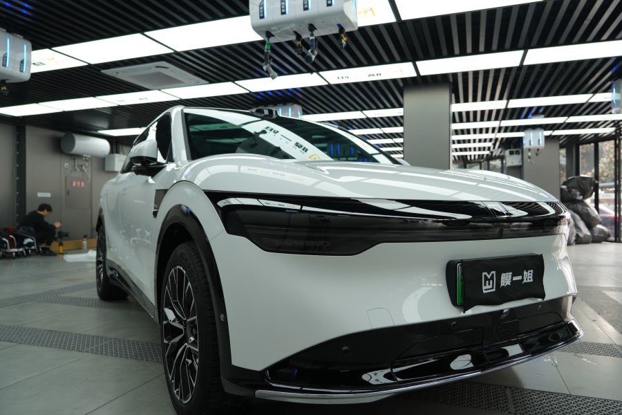 极氪7X装贴隐形车衣