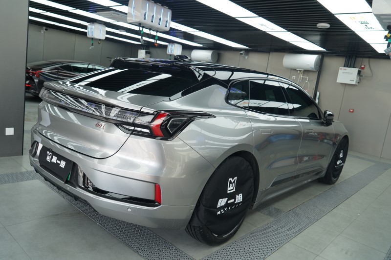 极氪001改色GT银