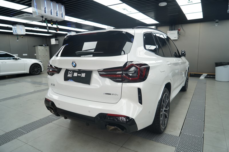 宝马X3装贴隐形车衣