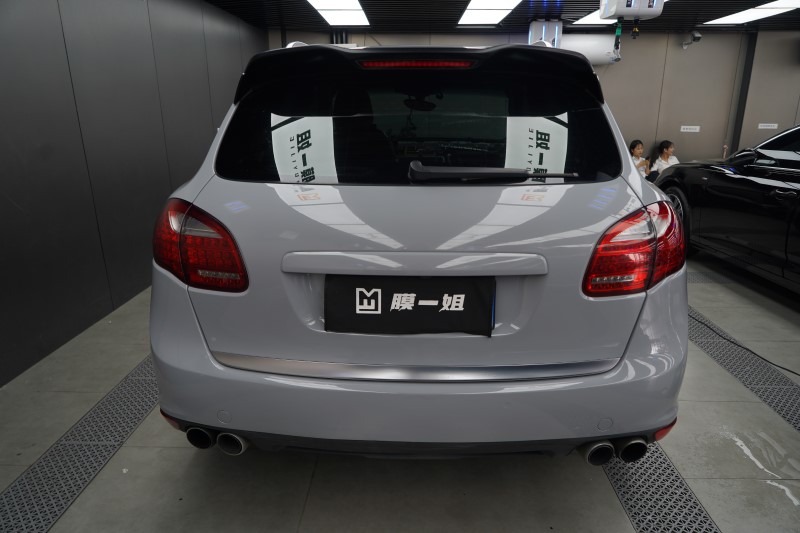 保时捷改色水晶火山灰