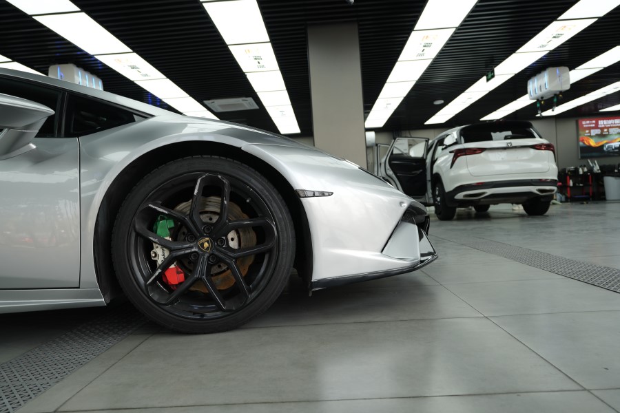 兰博基尼改色GT银