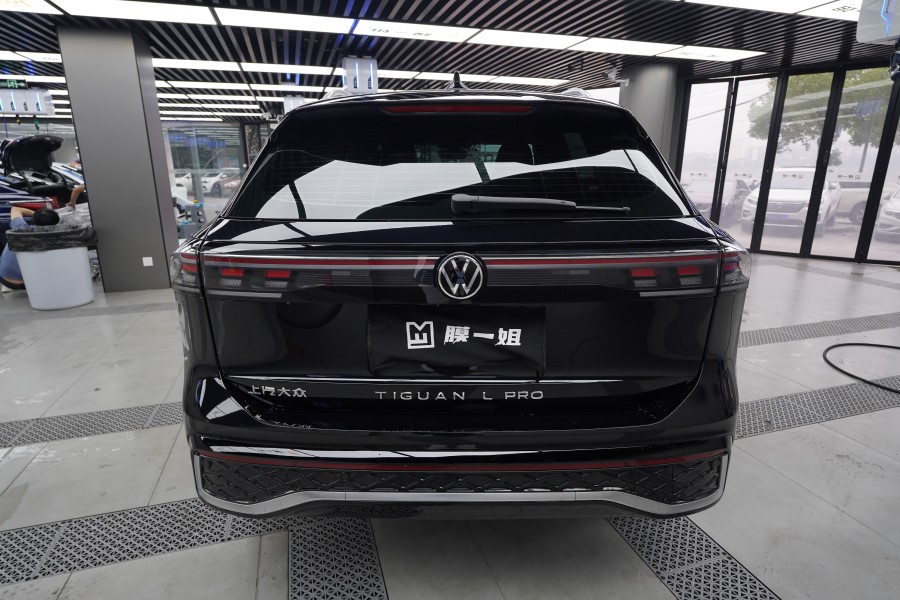 大众途观L装贴TPU隐形车衣