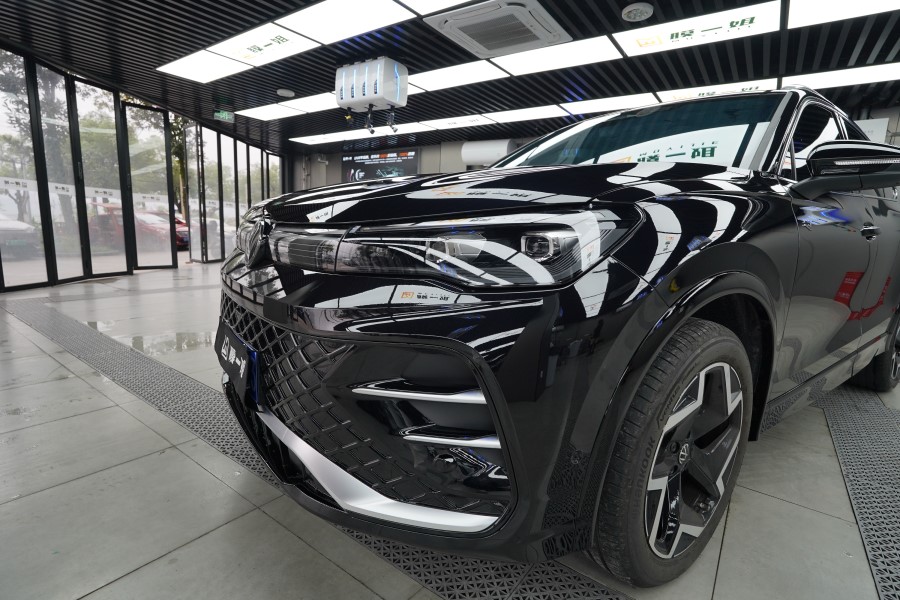 大众途观L装贴TPU隐形车衣