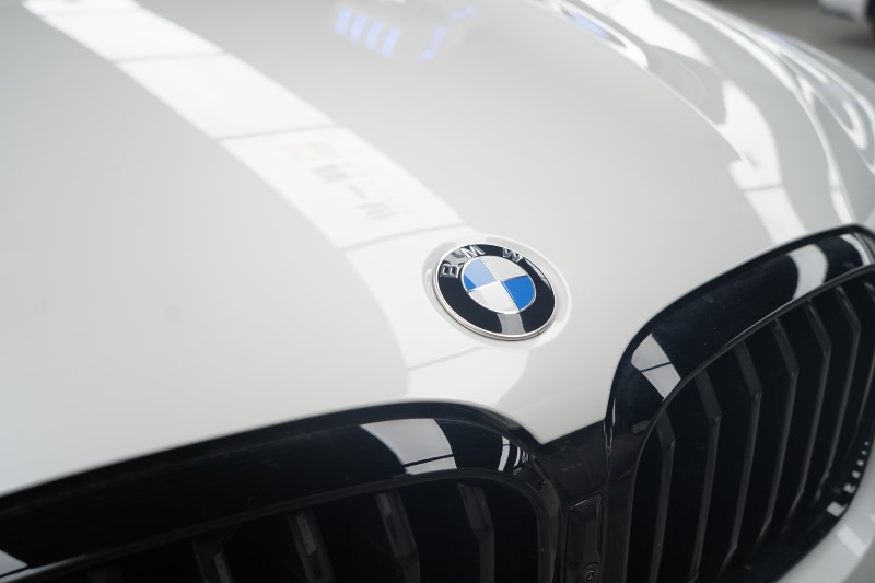 宝马X3装贴隐形车衣