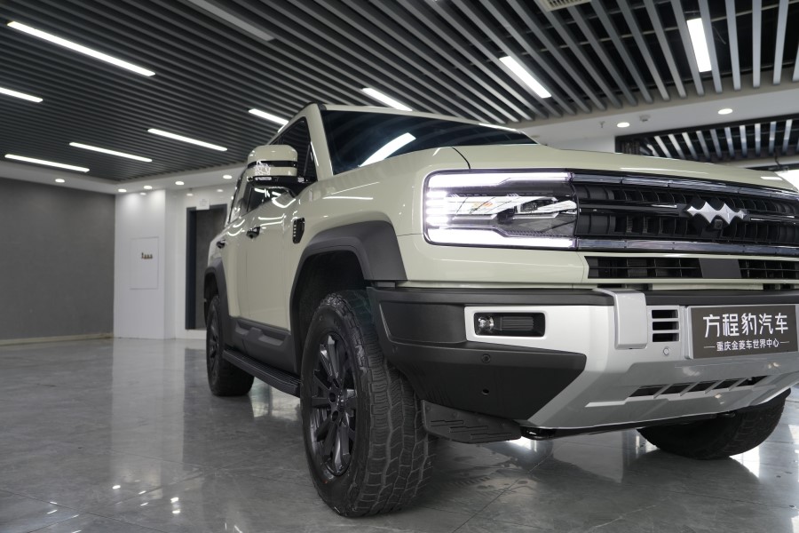 方程豹装贴TPU隐形车衣