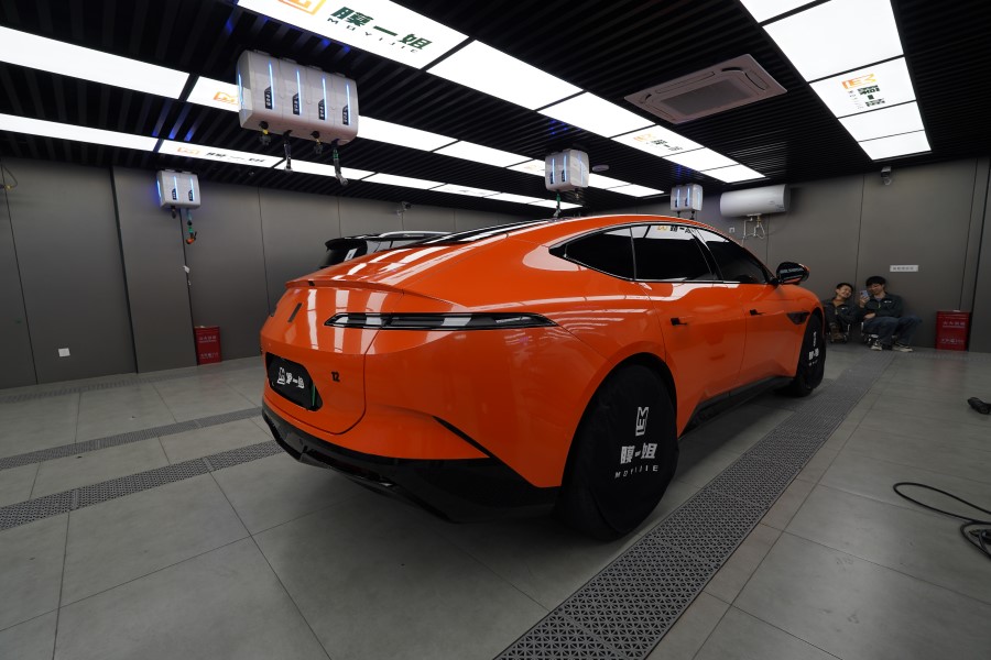 阿维塔改色PET烈焰橙