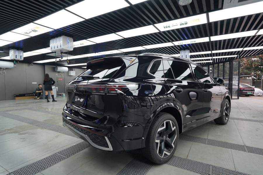 大众途观L装贴TPU隐形车衣