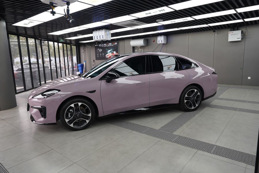 埃安装贴膜一姐tpu隐形车衣