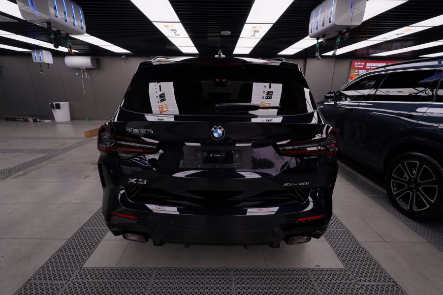 宝马X3装贴膜一姐tpu隐形车衣