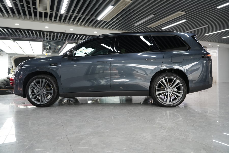 零跑C16装贴膜一姐tpu隐形车衣