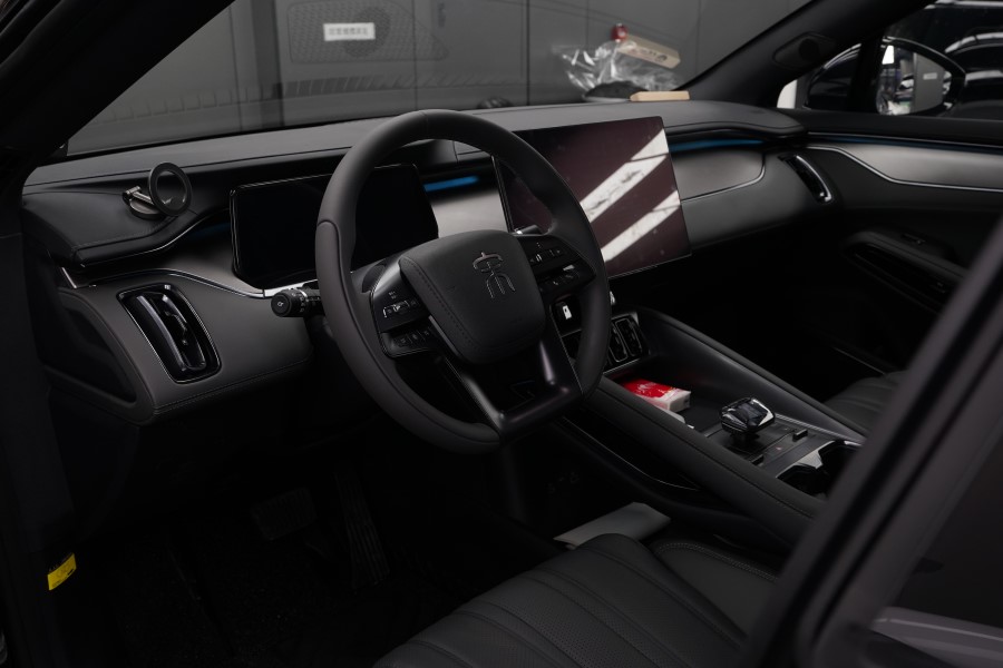 比亚迪宋装贴膜一姐tpu隐形车衣