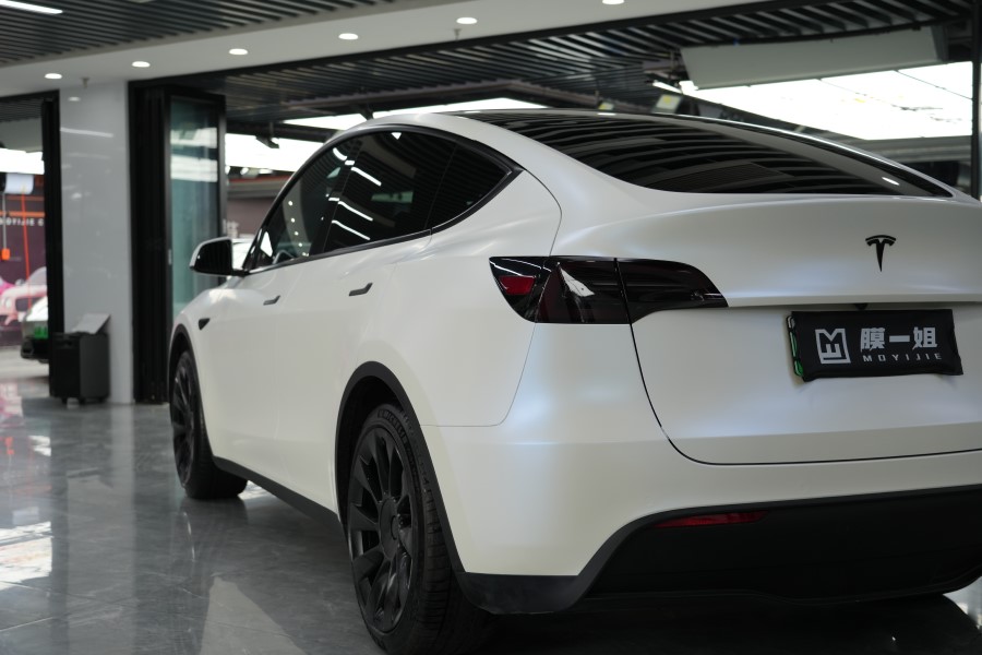 特斯拉改色PET哑光陶瓷白变蓝