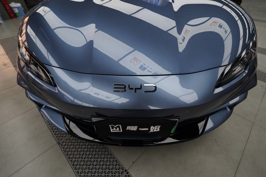 比亚迪海豹装贴膜一姐隐形车衣