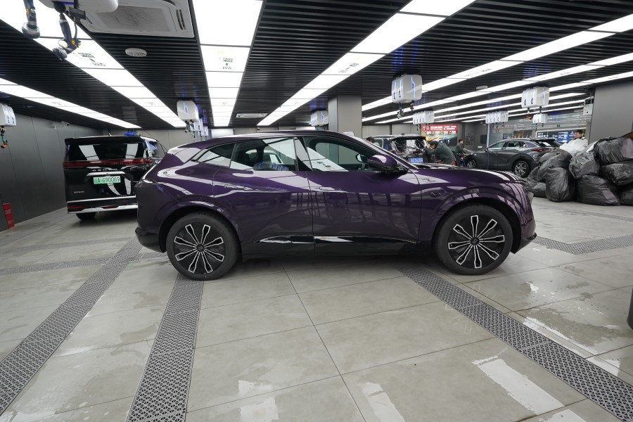 阿维塔装贴膜一姐tpu隐形车衣