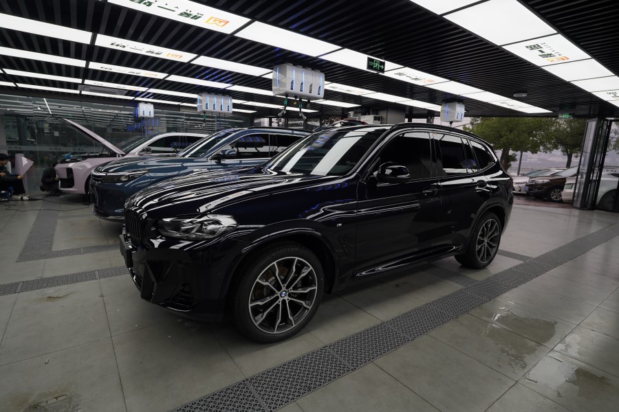 宝马X3装贴膜一姐tpu隐形车衣