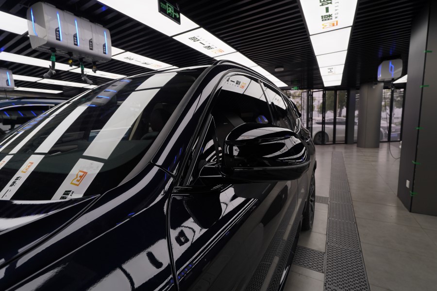 宝马X3装贴膜一姐tpu隐形车衣