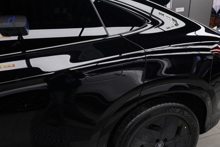 比亚迪宋装贴膜一姐tpu隐形车衣