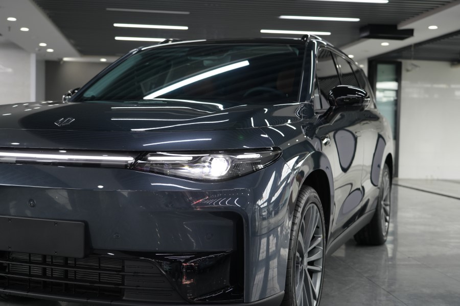 零跑C16装贴膜一姐tpu隐形车衣