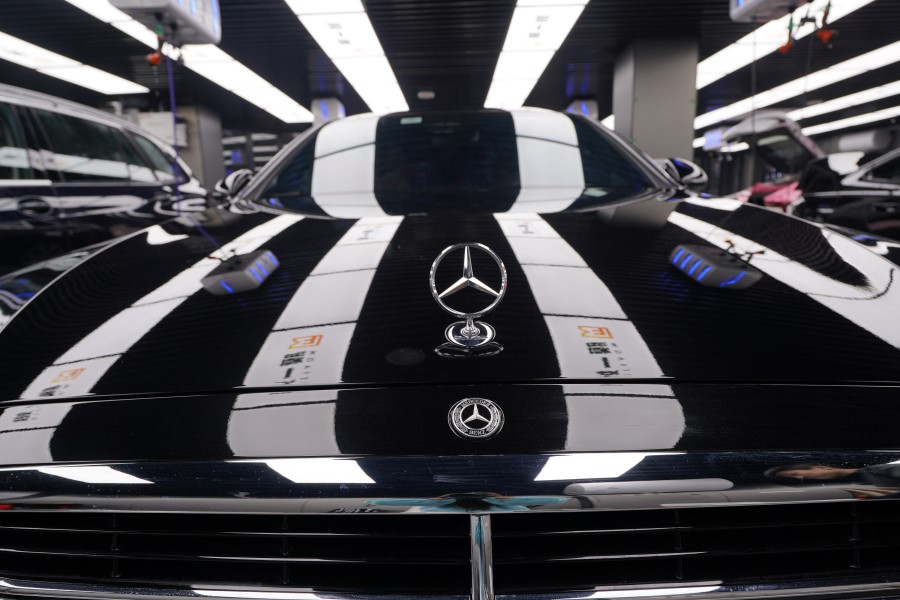 奔驰s400装贴隐形车衣