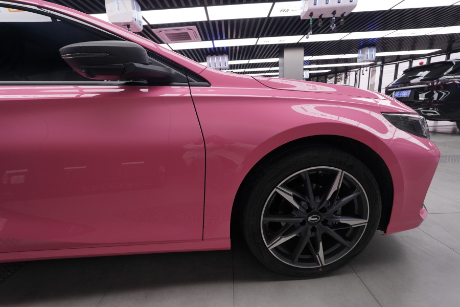 广汽传祺影豹改色pet水晶粉红熊