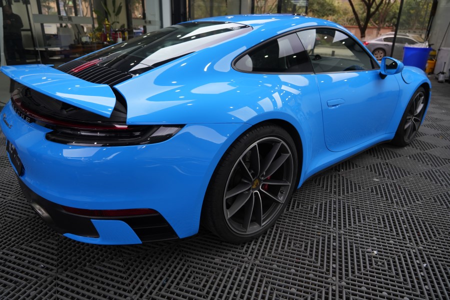 保时捷911改色水晶冰淇淋蓝