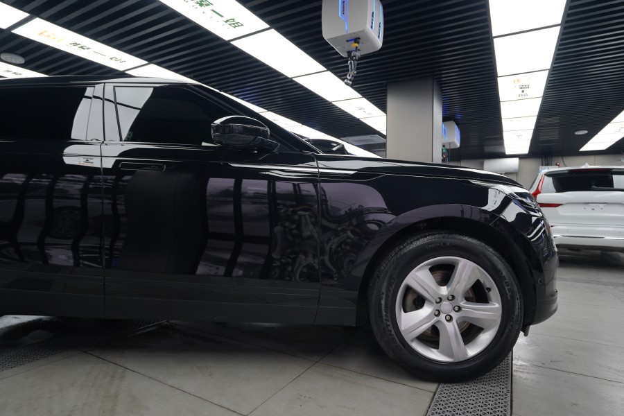 路虎装贴膜一姐隐形车衣