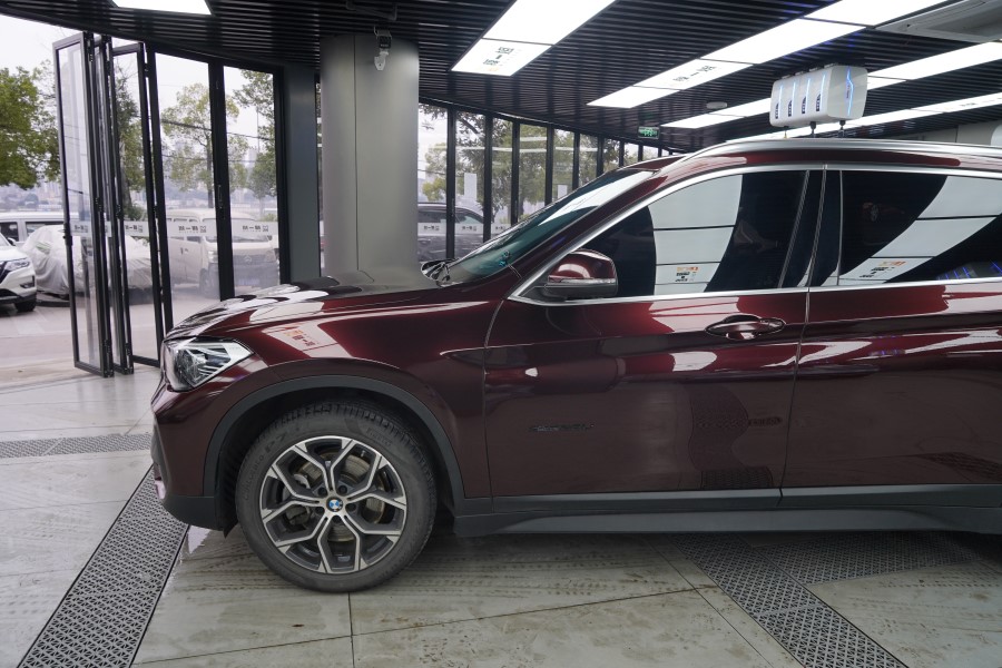 宝马改色超亮金属黑玫瑰