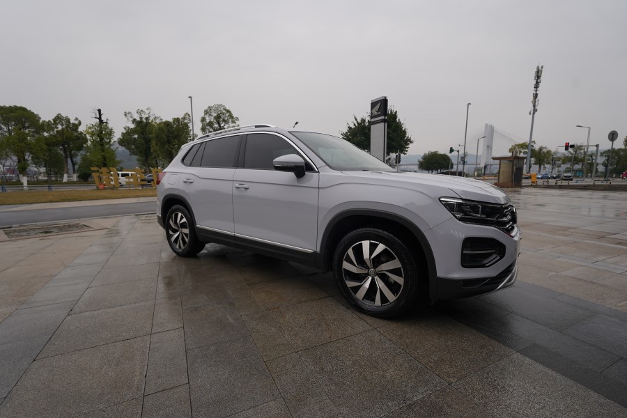 大众改色水晶浅纳多灰