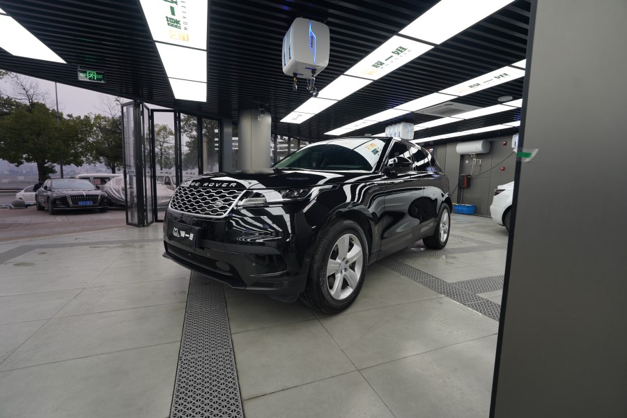 路虎装贴膜一姐隐形车衣