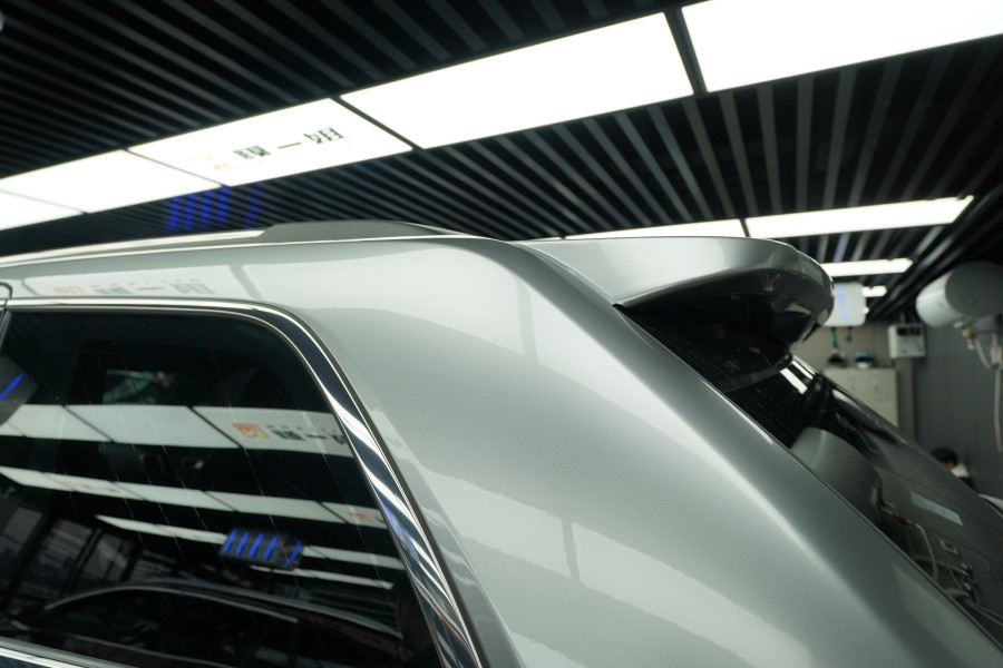 jeep改色钢琴黑＋GT银双拼