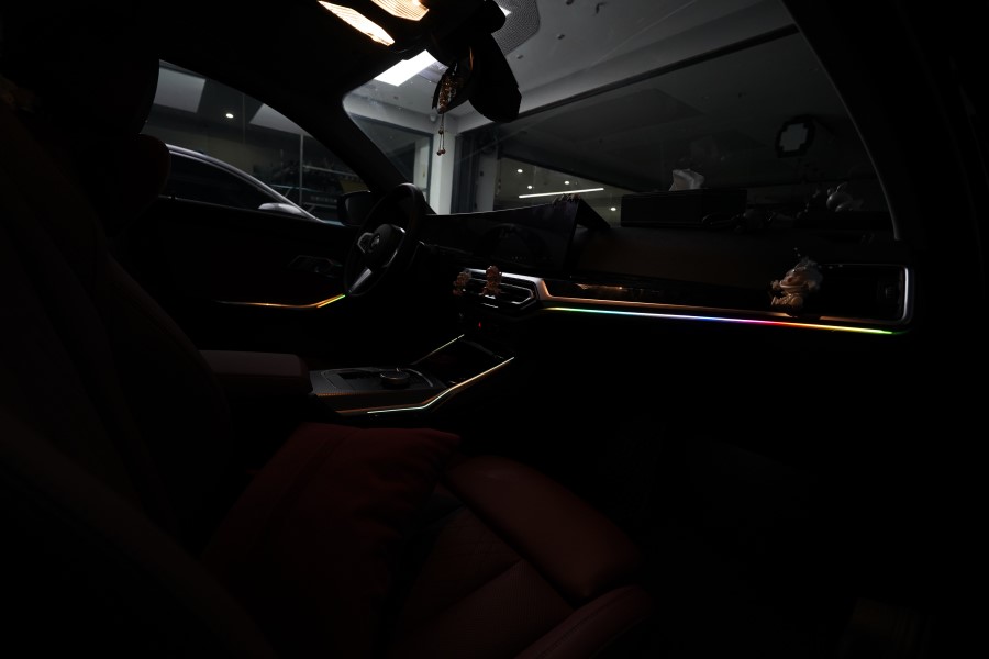 宝马3系改装升级氛围灯