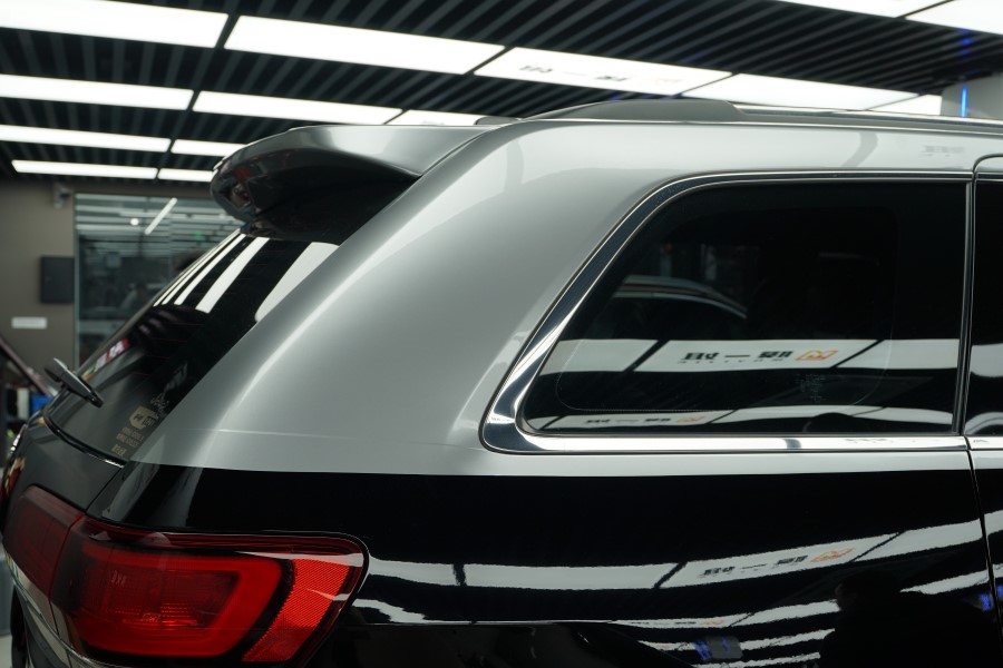 jeep改色钢琴黑＋GT银双拼