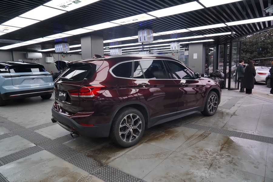 宝马改色超亮金属黑玫瑰