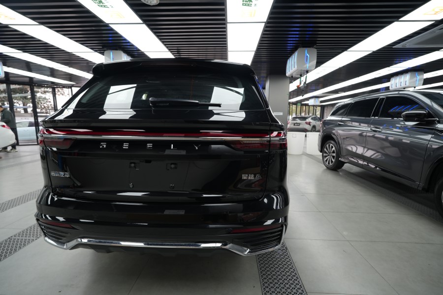 吉利星越l装贴膜一姐TPU隐形车衣