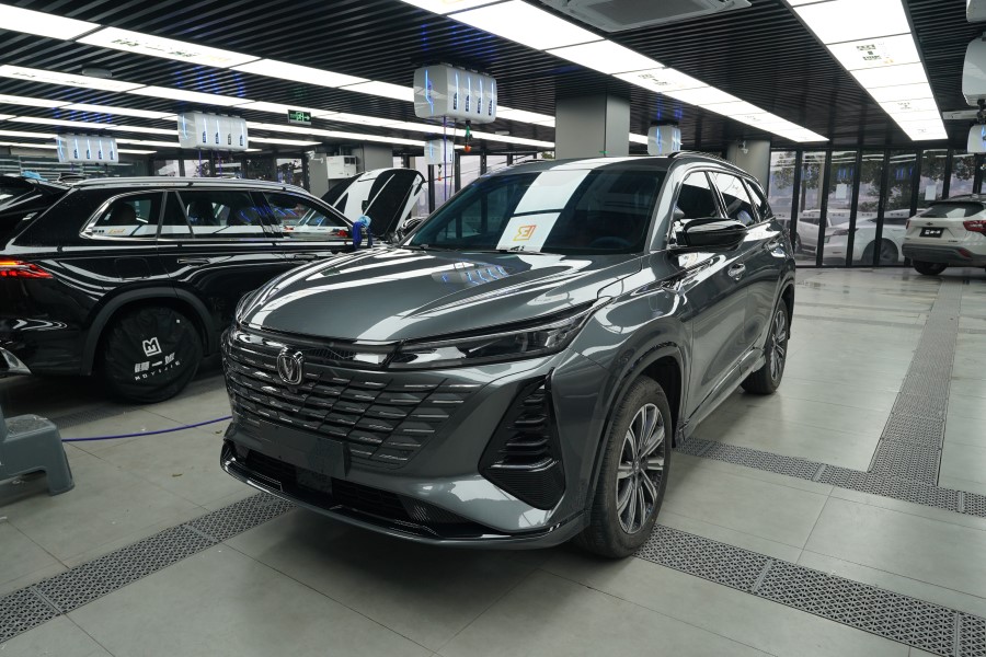 长安cs75plus装贴膜一姐隐形车衣