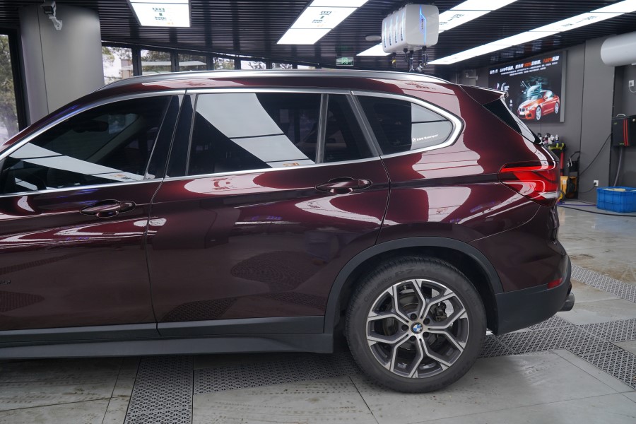 宝马改色超亮金属黑玫瑰