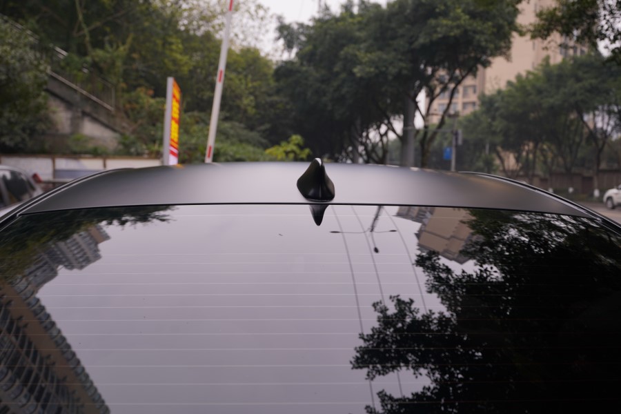 本田雅阁改色亚黑