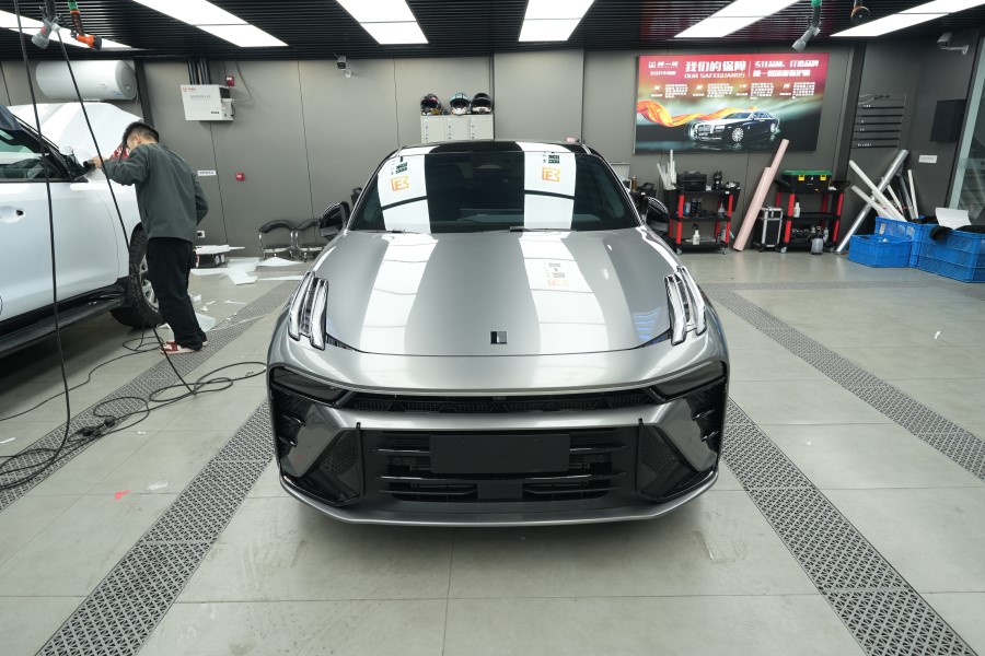 领克03改色液态金属银