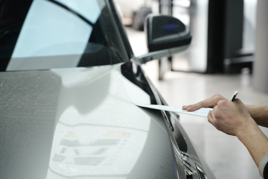 膜一姐改色膜体验报告，一年后轻松撕除不留痕