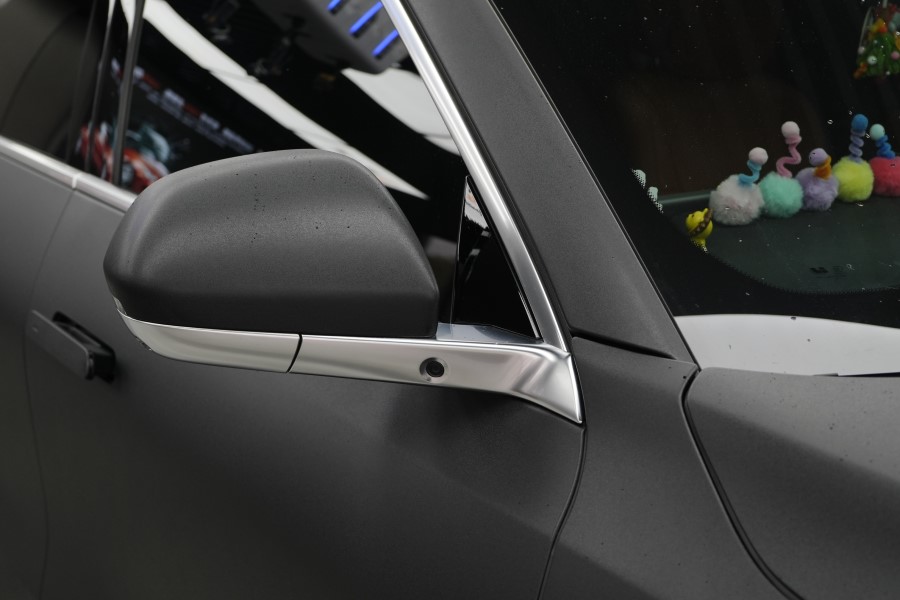 理想l8改磨砂黑