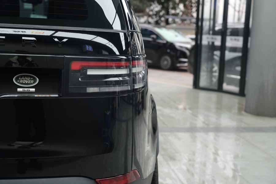 路虎发现改色钢琴黑