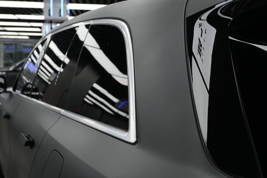 理想l8改磨砂黑