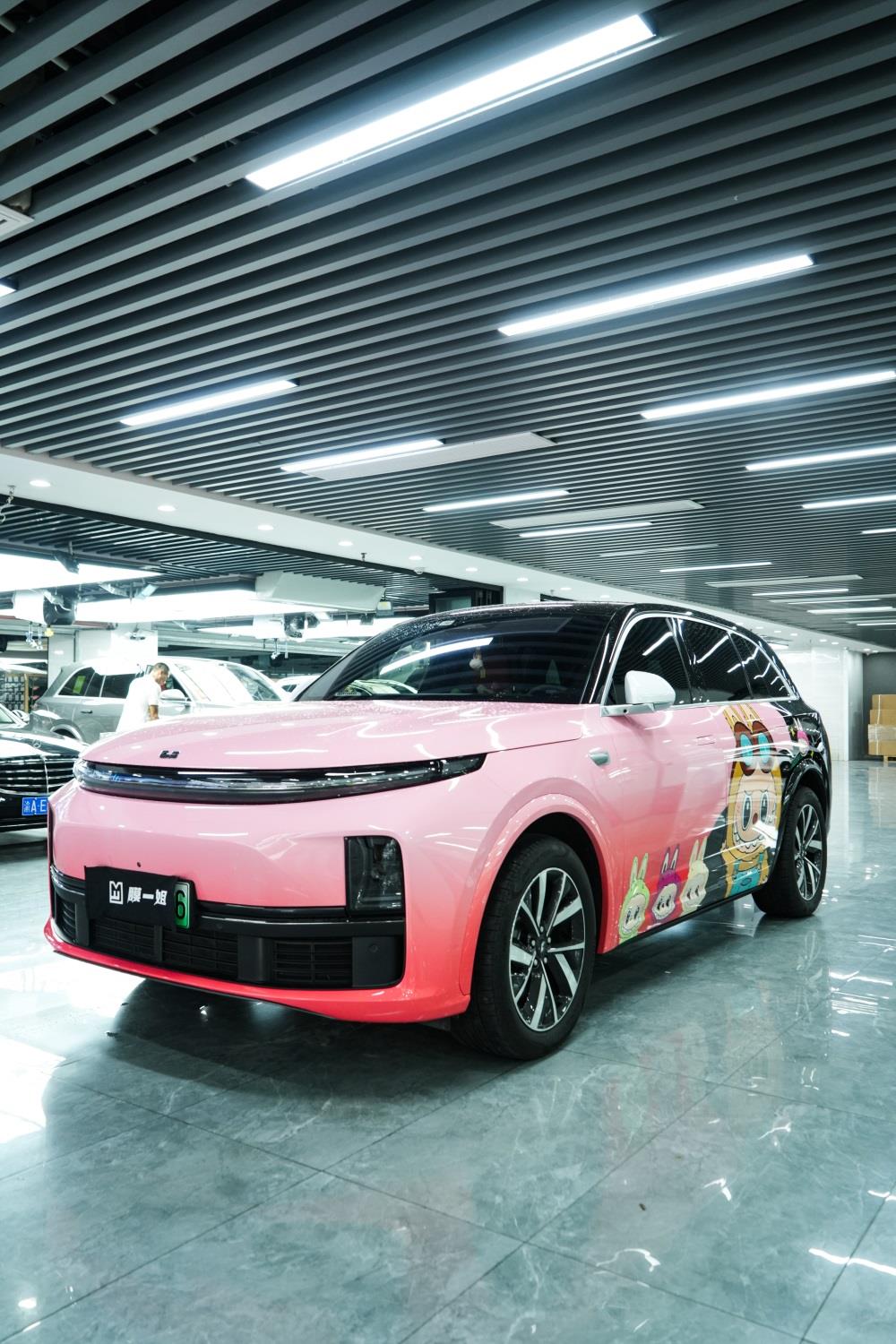 理想L7装贴labubu定制改色膜，回头率直接拉满